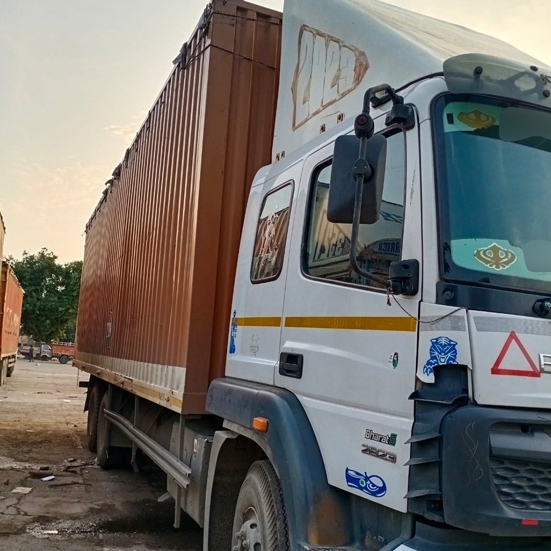 BharatBenz MANF 2021 2021 Left side