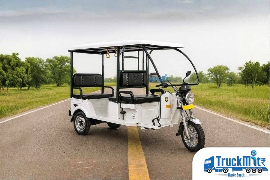 YC Electric Yatri Deluxe